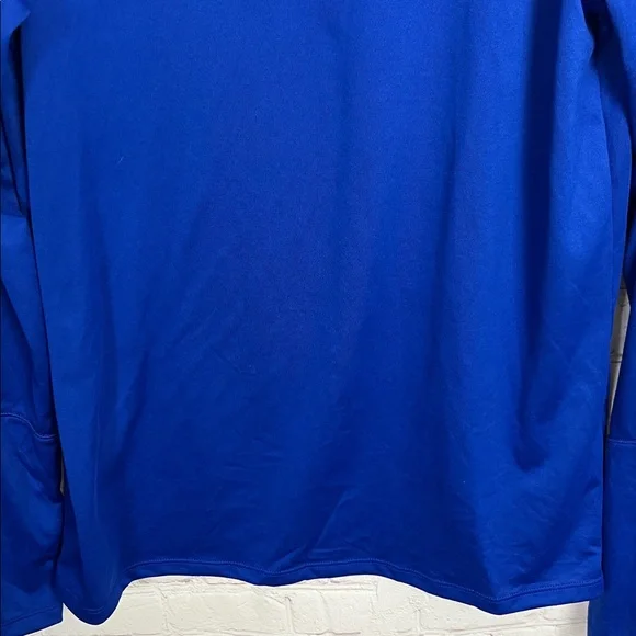 Under Armour Long Sleeve Heatgear Activewear Top - Picture 3 of 9